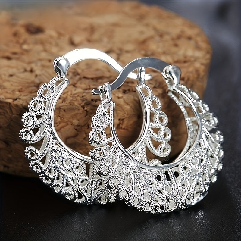 Bohemian Ethnic Style Filigree Hollow Hoop Earrings for Women Fashion Earrings Jewelry