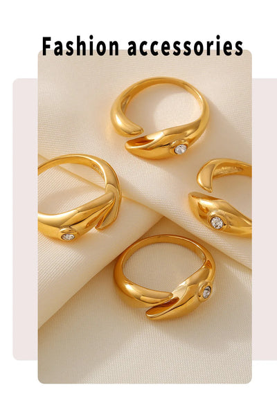 Trendy Chic Rings For Women Gold Plated Waterproof Ring with White Rhinestones Chic Shiny Luxury Jewelry Wholesale