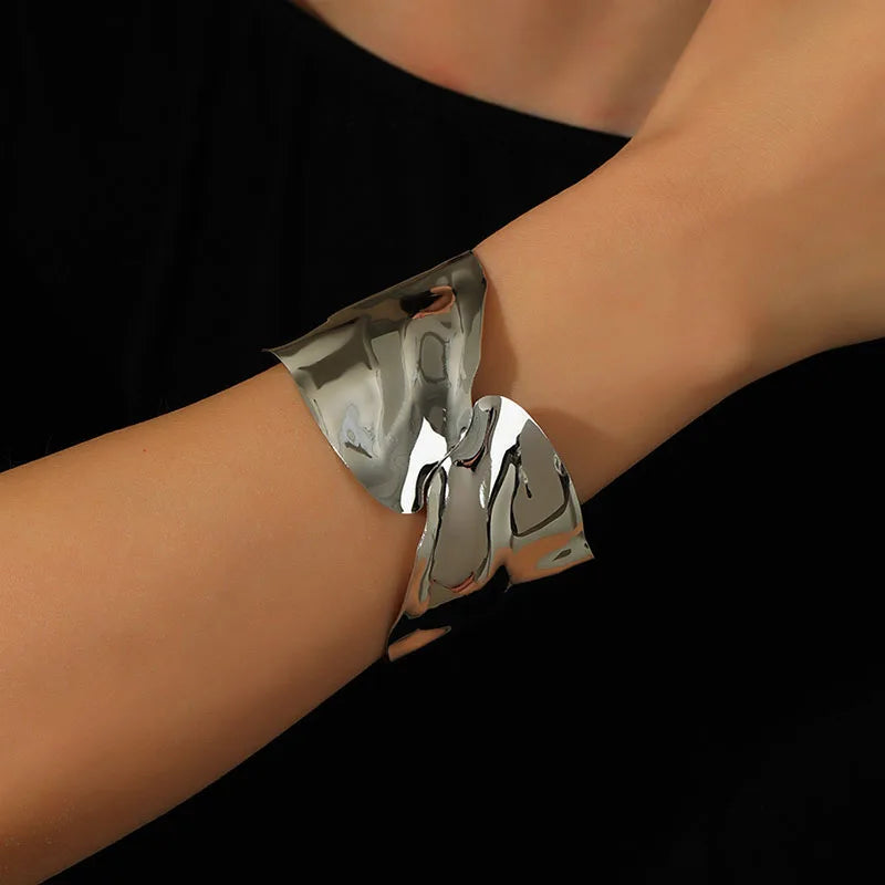 New Geometric Metal Wide Cuff Open Bangle Jewelry Accessories Fashion Personalized Design Metal Glossy Bracelets for Women