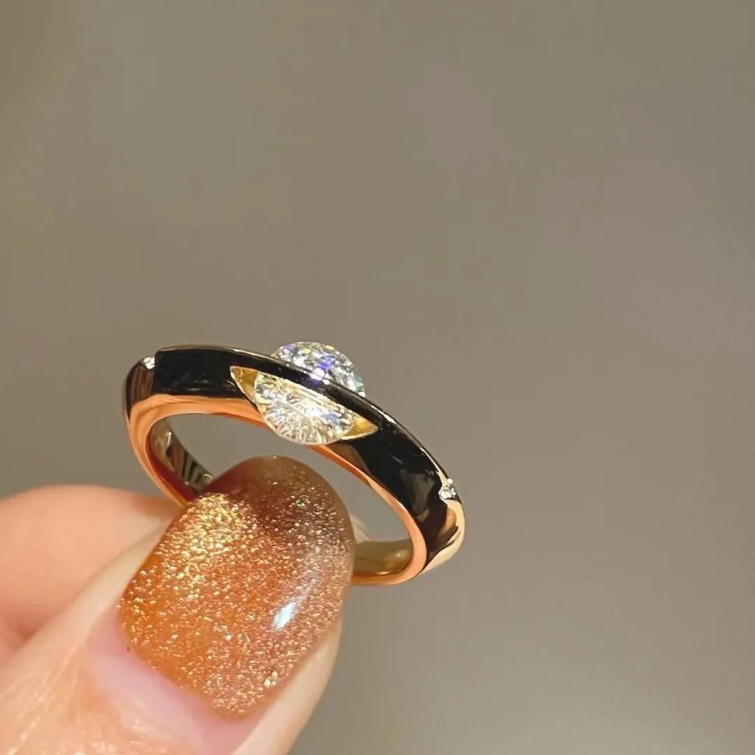 Simple Zircon Rings for Women 2025 New Luxury Design Creative Temperament Jewelry Ring Bijoux Кольцо Женское