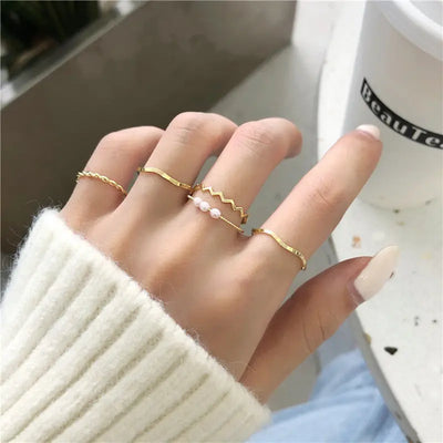 5pcs/set Rings for Women Simple Three Pearl Wavy Metal Twist Combination Joint Ring Trendy Personality Golden Party Jewelry Gift
