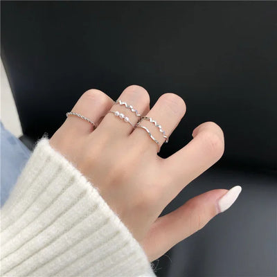 5pcs/set Rings for Women Simple Three Pearl Wavy Metal Twist Combination Joint Ring Trendy Personality Golden Party Jewelry Gift
