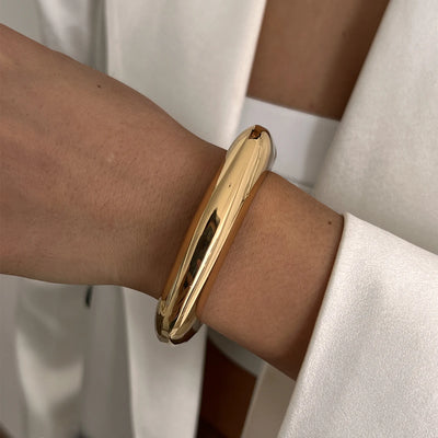 Salircon Exaggerated Punk Smooth Heavy Metal Bangle Bracelet for Women Trend Geometric Open Spring Bangle Party Jewelry Gift