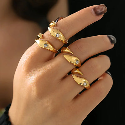 Trendy Chic Rings For Women Gold Plated Waterproof Ring with White Rhinestones Chic Shiny Luxury Jewelry Wholesale