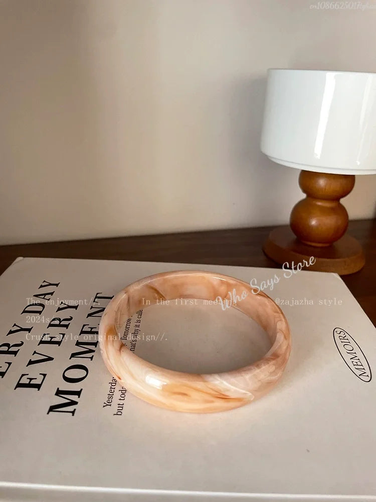 Vintage Punk Beige Khaki Thick Resin Acrylic Smudging Bangles Geometric Irregular Bangle Bracelets For Women Men Jewelry