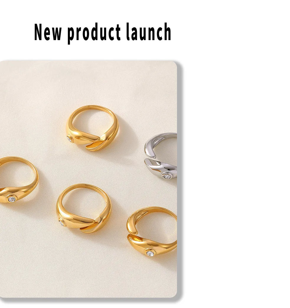 Trendy Chic Rings For Women Gold Plated Waterproof Ring with White Rhinestones Chic Shiny Luxury Jewelry Wholesale