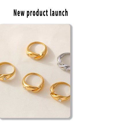Trendy Chic Rings For Women Gold Plated Waterproof Ring with White Rhinestones Chic Shiny Luxury Jewelry Wholesale