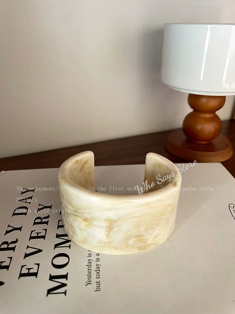 Vintage Punk Beige Khaki Thick Resin Acrylic Smudging Bangles Geometric Irregular Bangle Bracelets For Women Men Jewelry