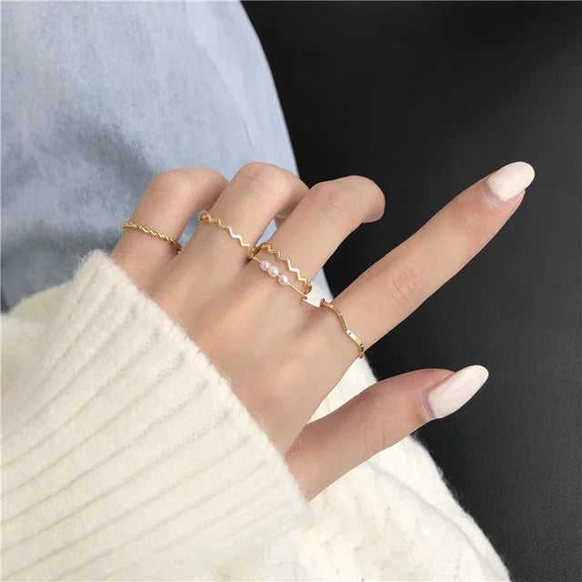 5pcs/set Rings for Women Simple Three Pearl Wavy Metal Twist Combination Joint Ring Trendy Personality Golden Party Jewelry Gift