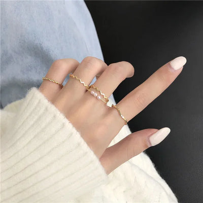 5pcs/set Rings for Women Simple Three Pearl Wavy Metal Twist Combination Joint Ring Trendy Personality Golden Party Jewelry Gift