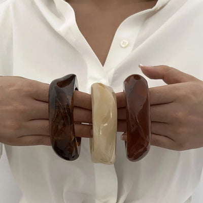 Vintage Acrylic Big Geometric irregular Bangles for Women Trendy Resin Wide Cuff Bangles Bracelets 2025 Fashion Jewelry